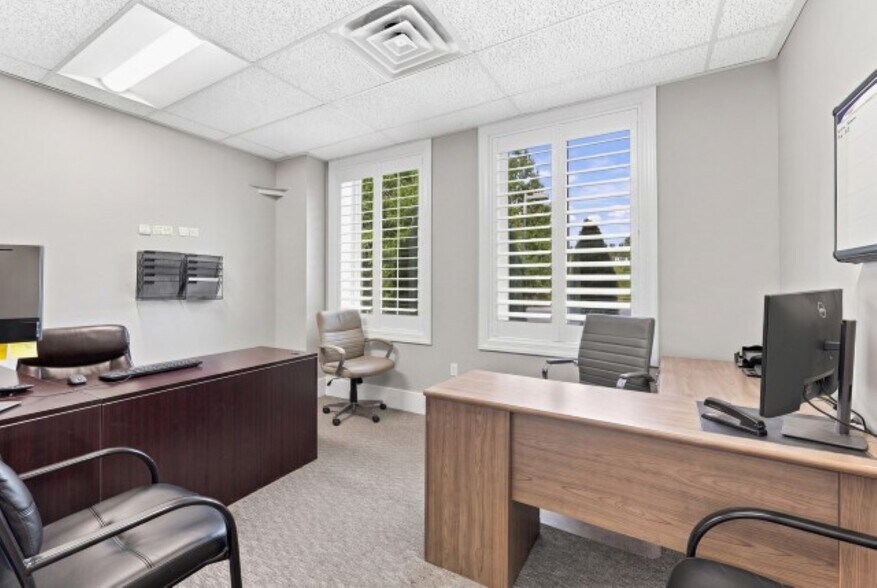 More Photos Of 9250 Highway 17 Byp, Murrells Inlet Office For Sale
