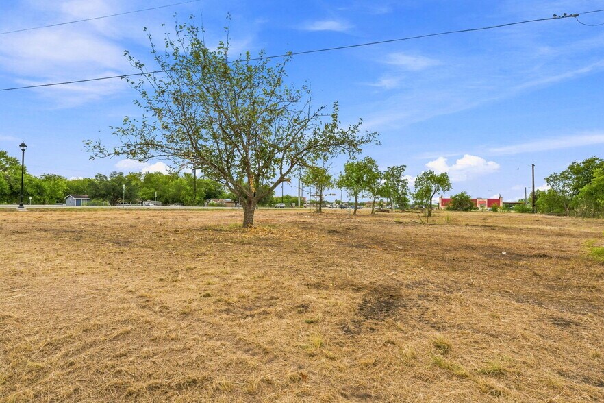More Photos Of 101 Sunflower Cir, Kyle Land For Sale