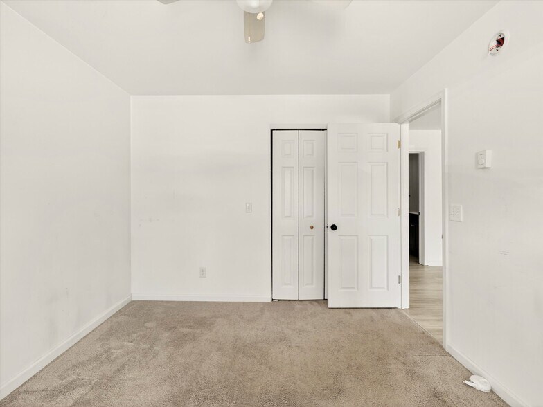 More Photos Of 9 S Main St, Manchester Storefront Retail Residential For Sale