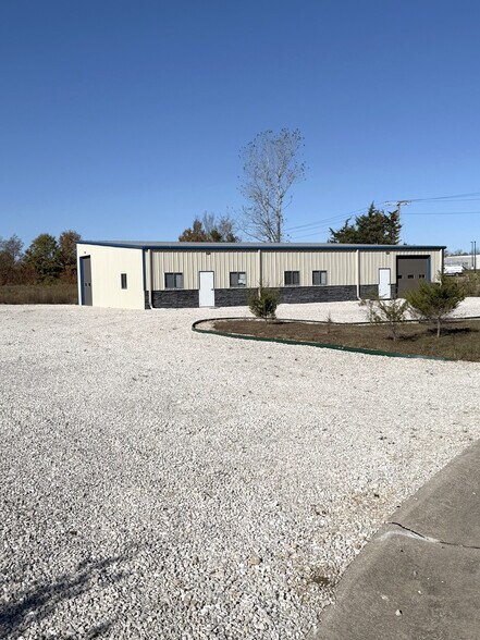 Primary Photo Of 70 Cooperative Way, Wright City Industrial For Lease