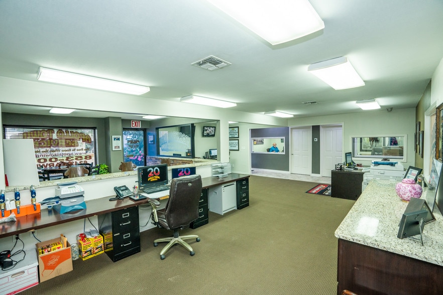 More Photos Of 6342 Harwick Dr, Corpus Christi Service For Lease
