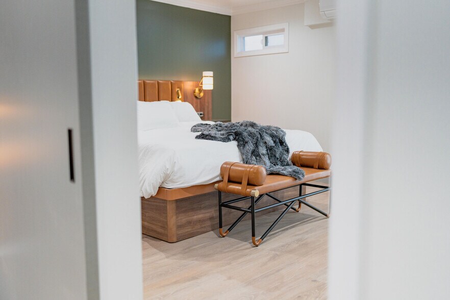 More Photos Of 1107 N Broadway, Santa Maria Hotel For Sale