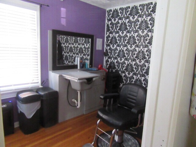 More Photos Of 512 Carthage St, Sanford Office For Sale