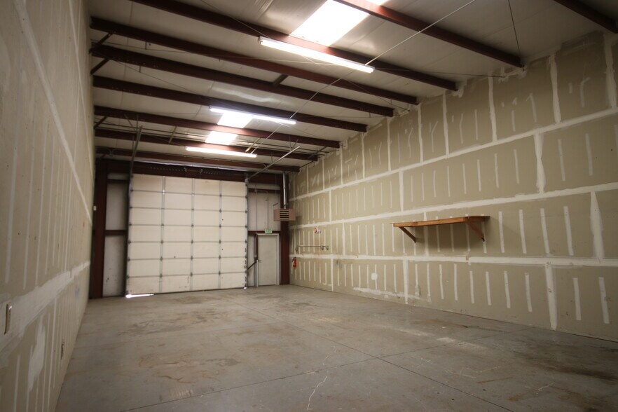 More Photos Of 26 Affonso Dr, Carson City Warehouse For Lease