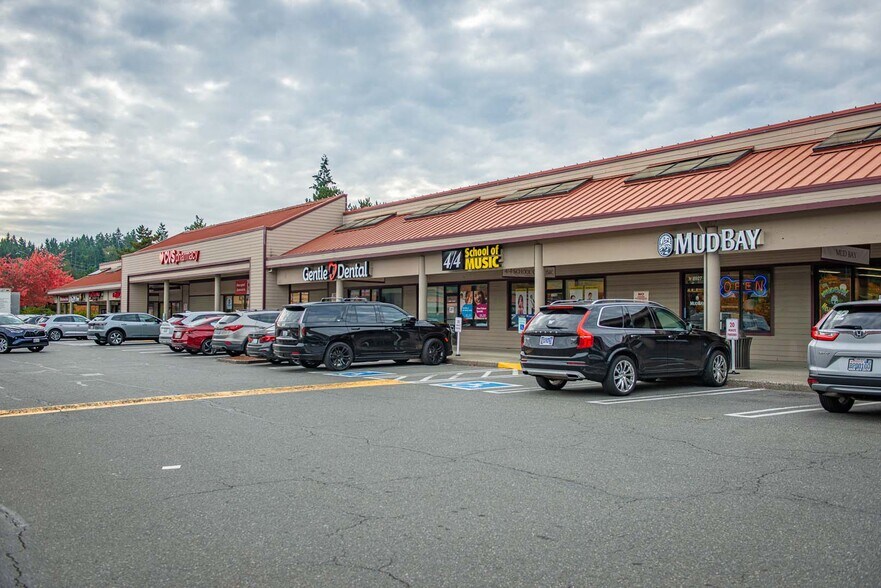More Photos Of 6917-6979 Coal Creek Pky SE, Newcastle General Retail For Lease
