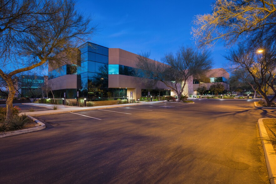 More Photos Of 2727 W Frye Rd, Chandler Office For Lease