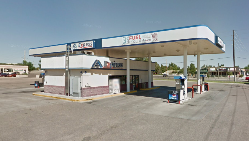 Primary Photo Of 3363 E Pershing Blvd, Cheyenne Service Station For Lease