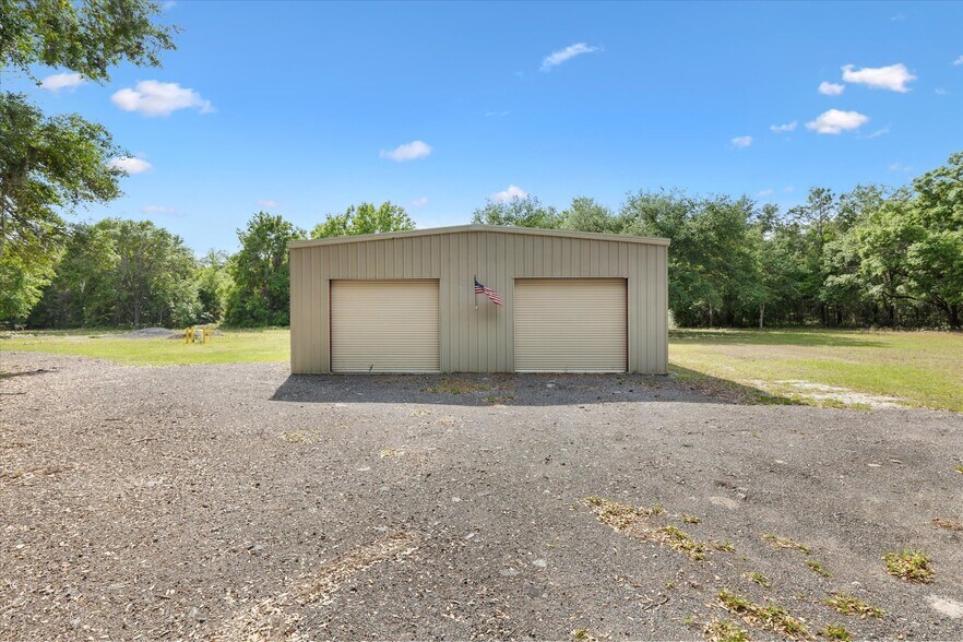 Primary Photo Of 7112 Marsh Bend Trl, Wildwood Warehouse For Lease