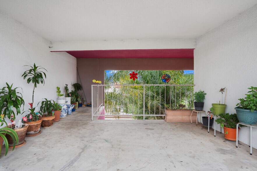 More Photos Of 1225 W 166th St, Gardena Apartments For Sale