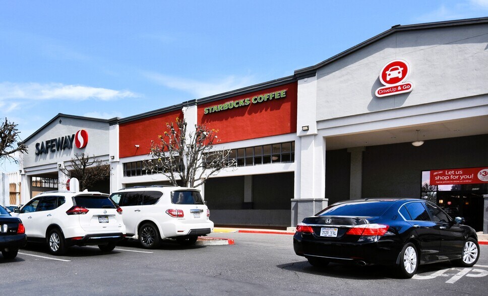 More Photos Of 4950 Almaden Expy, San Jose Storefront For Lease