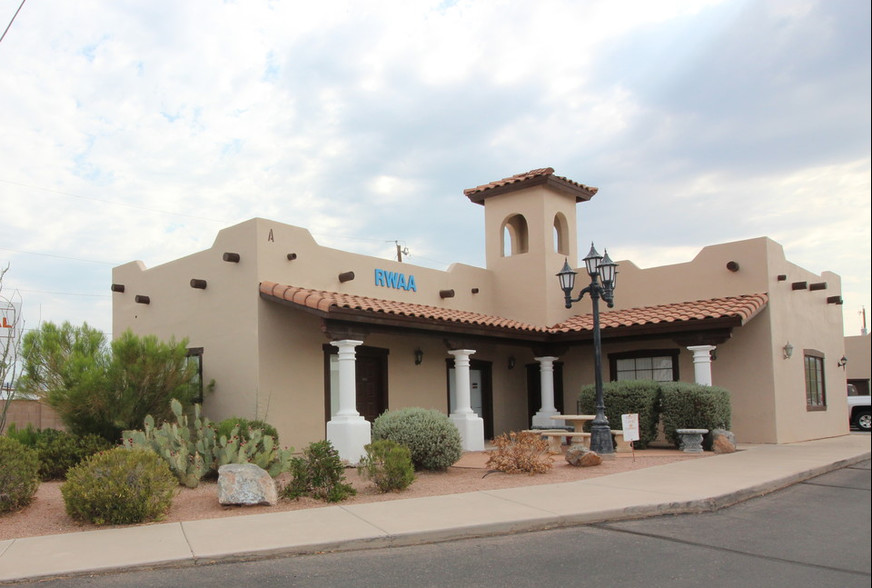 Primary Photo Of 879 N Plaza Dr, Apache Junction Unknown For Lease