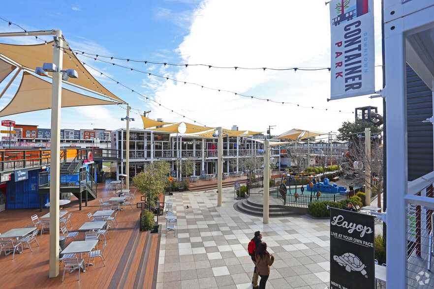 More Photos Of 707 Fremont St, Las Vegas General Retail For Lease