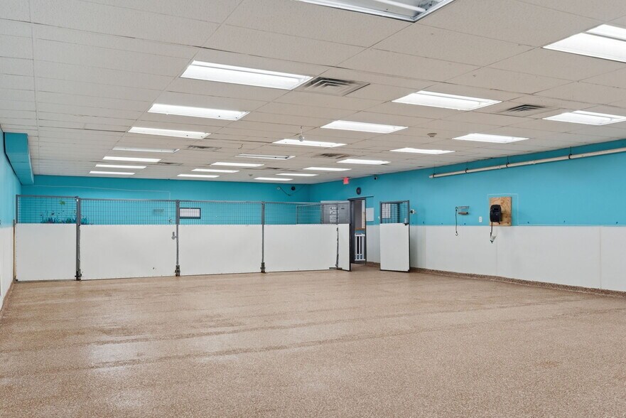 More Photos Of 64 Putnam St, Winthrop Storefront Retail Office For Lease