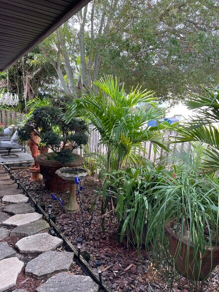 More Photos Of 933 Oleander Way S, South Pasadena Medical For Lease