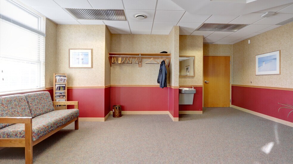 More Photos Of 399 Grant Ave, Auburn Medical For Sale