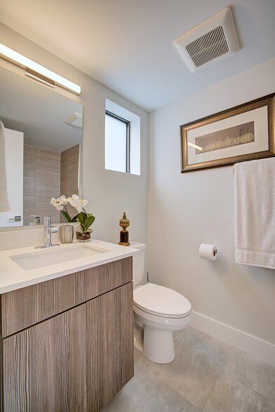 More Photos Of 1273 NE 38th St, Oakland Park Apartments For Sale