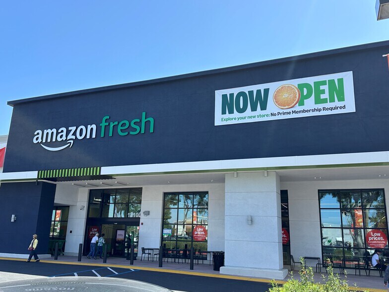 More Photos Of 18000-18122 Brookhurst, Fountain Valley Unknown For Lease