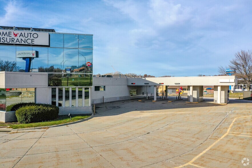 More Photos Of 2625 S 140th St, Omaha Storefront Retail Office For Lease