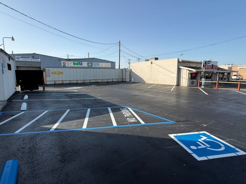 More Photos Of 107 W Pacheco Blvd, Los Banos Restaurant For Sale