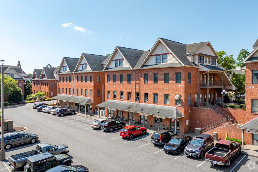 Primary Photo Of 525-545 Main St, Laurel Office For Lease