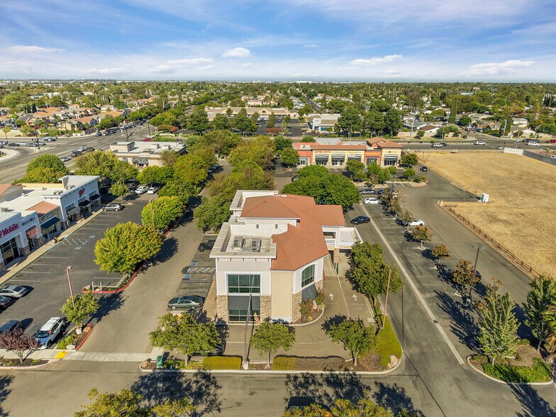 More Photos Of 2140 W Grant Line Rd, Tracy Office For Sale