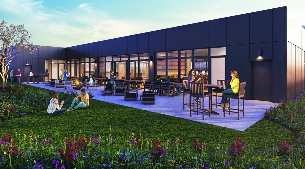 More Photos Of 318 N Carpenter St, Chicago Office For Lease