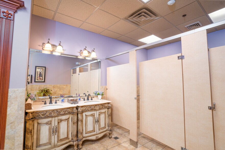 More Photos Of 142-146 E Main St, Ilion Lodge Meeting Hall For Sale