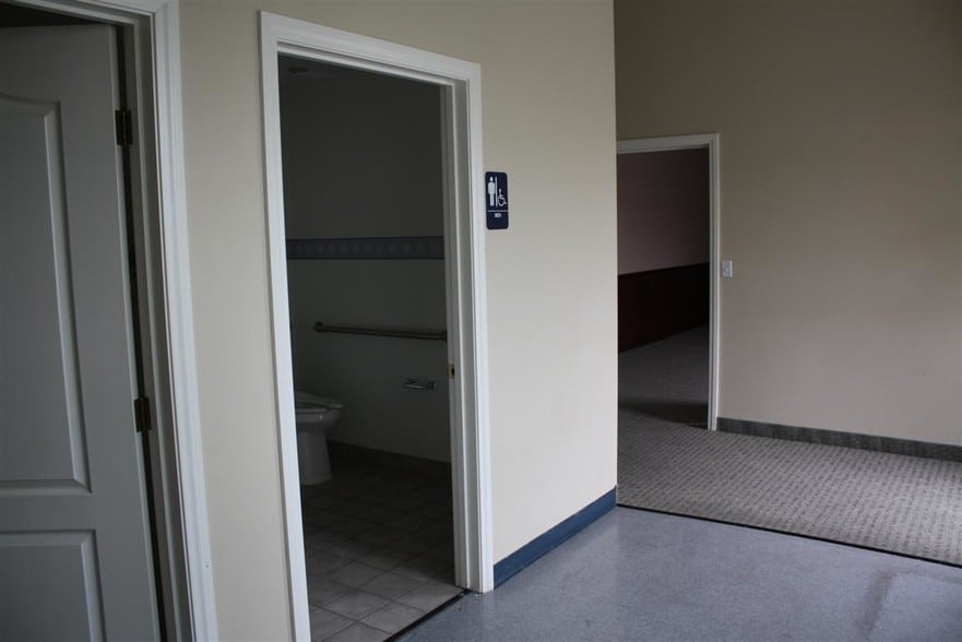 More Photos Of 3660 N Rancho Dr, Las Vegas Medical For Sale