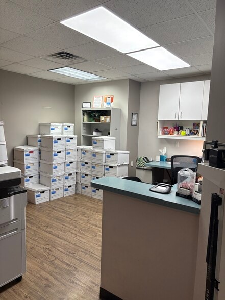 More Photos Of 404 Rushing Dr, Herrin Medical For Sale