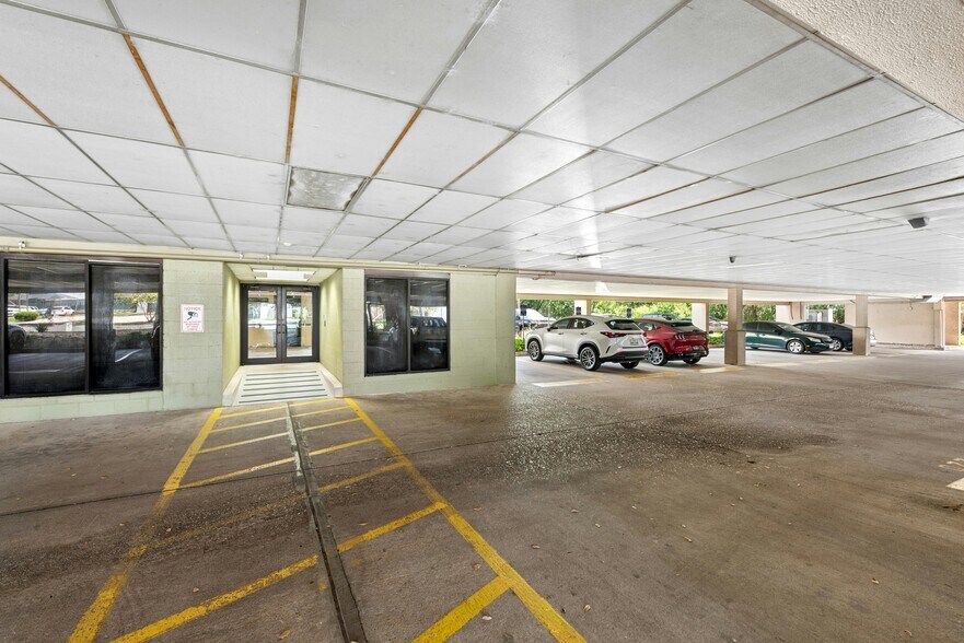 More Photos Of 3200 Steck Ave, Austin Office For Sale