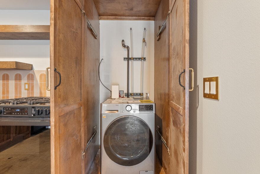 More Photos Of 1520 Broadway St, Little Rock Multifamily For Sale