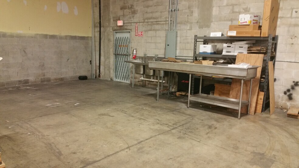 More Photos Of 503-553 W Grant St, Orlando Unknown For Lease