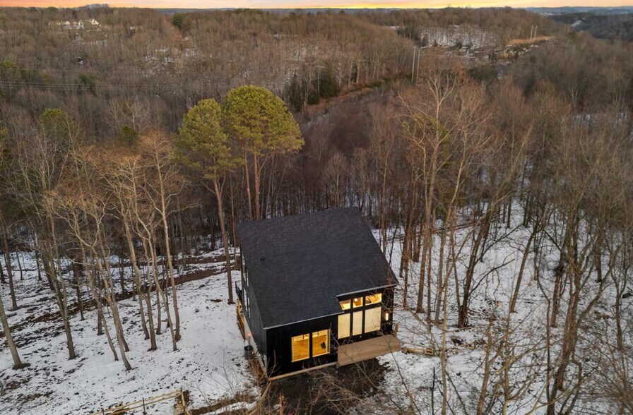 More Photos Of 25085-25349 Buena Vista Rd, Rockbridge Hotel For Sale