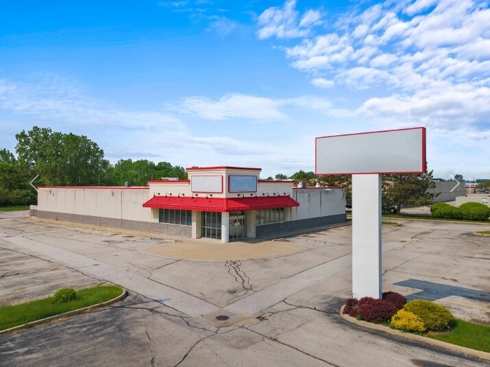 More Photos Of 613 W Alexis Rd, Toledo Medical For Sale