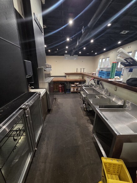 More Photos Of 21900 SW Alexander Ln, Sherwood Office For Lease