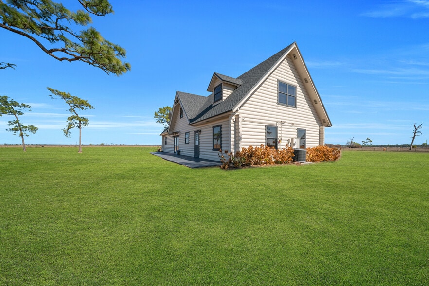 More Photos Of 6575 NE 96th Ave, Okeechobee Religious Facility For Sale