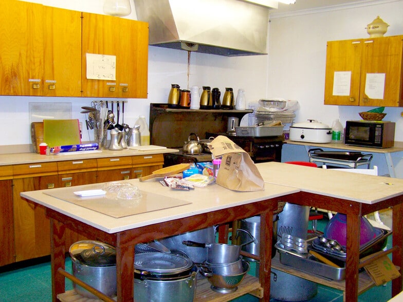 More Photos Of 27 Church St, Pulaski Religious Facility For Sale