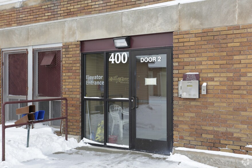 More Photos Of 400 1st Ave SW, Chisholm Apartments For Sale