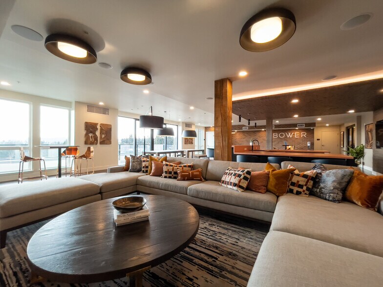 More Photos Of 11811-11821 NE 128th St, Kirkland Multifamily For Sale