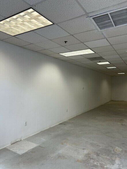 More Photos Of 510-538 Nantasket Ave, Hull Storefront For Lease