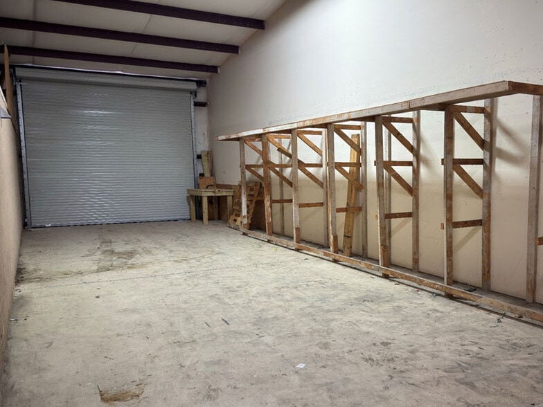 More Photos Of 205 Waler Way, Saint Augustine Warehouse For Sale