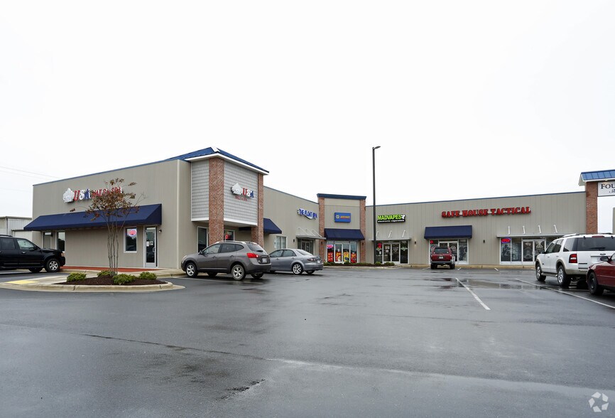 More Photos Of 1961 NC Highway 172, Sneads Ferry Freestanding For Lease