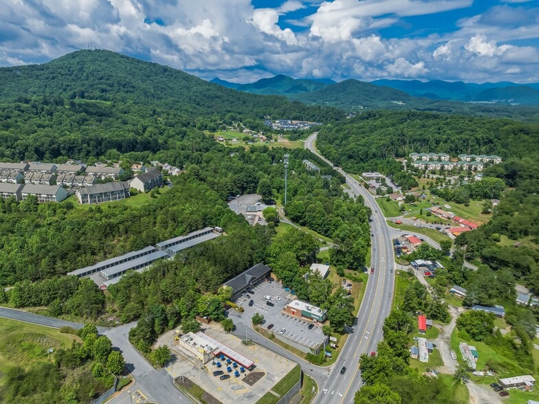 More Photos Of 9 Fallen Spruce Dr, Asheville General Retail For Sale