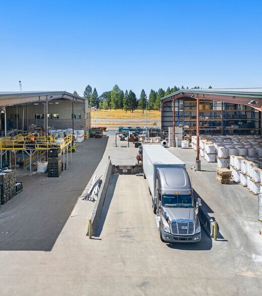 More Photos Of 291 Commercial Pky, Molalla Industrial For Sale