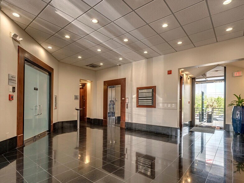 More Photos Of 218 S US Highway One, Tequesta Office For Lease