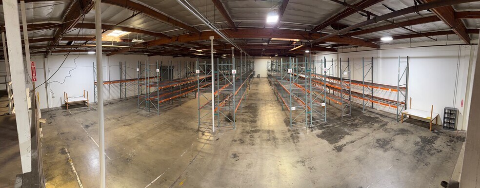 More Photos Of 2105 Edwards Ave, South El Monte Showroom For Lease