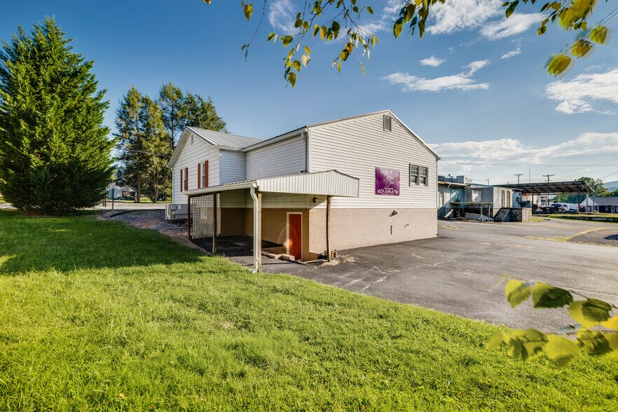 More Photos Of 1119 N Main Ave, Erwin Medical For Sale