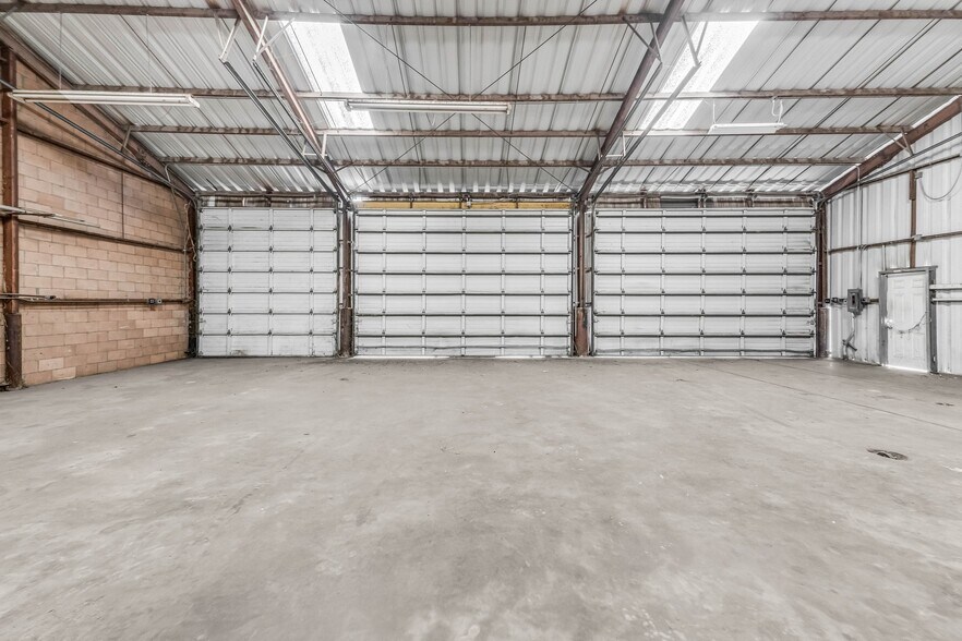 More Photos Of 42725 2nd St E, Lancaster Manufacturing For Sale