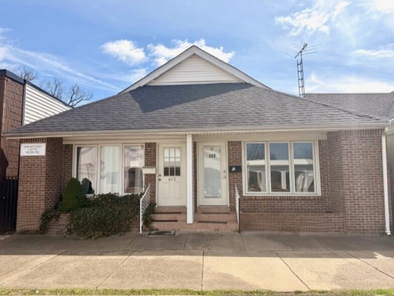 Primary Photo Of 408-410 E Court Ave, Jeffersonville Medical For Sale