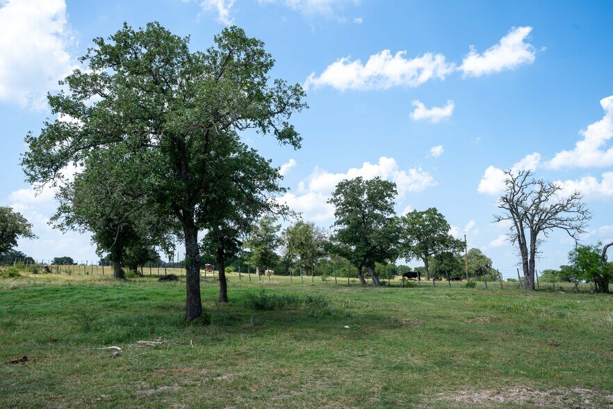 More Photos Of Gravel Pit @ Kingsbury Rd, Seguin Land For Sale